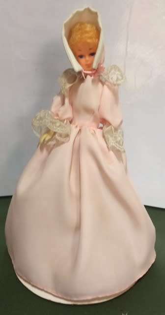 DOLLS - SEE PICS of this LARGE COLLECTION of 10 DOLLS @ a LOW START PRICE