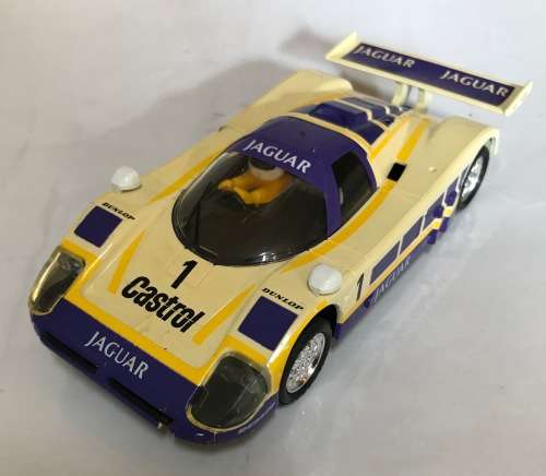 Scalextric Jaguar XJR8 Castrol