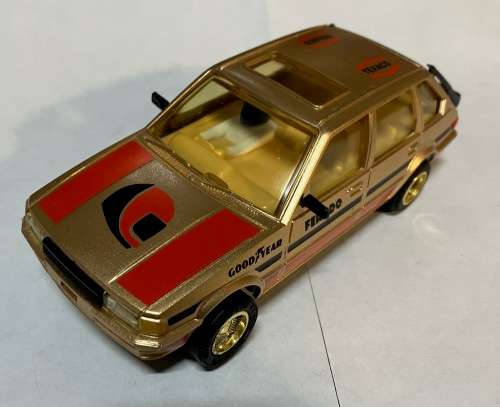 Scalextric MG Maestro (Gold)