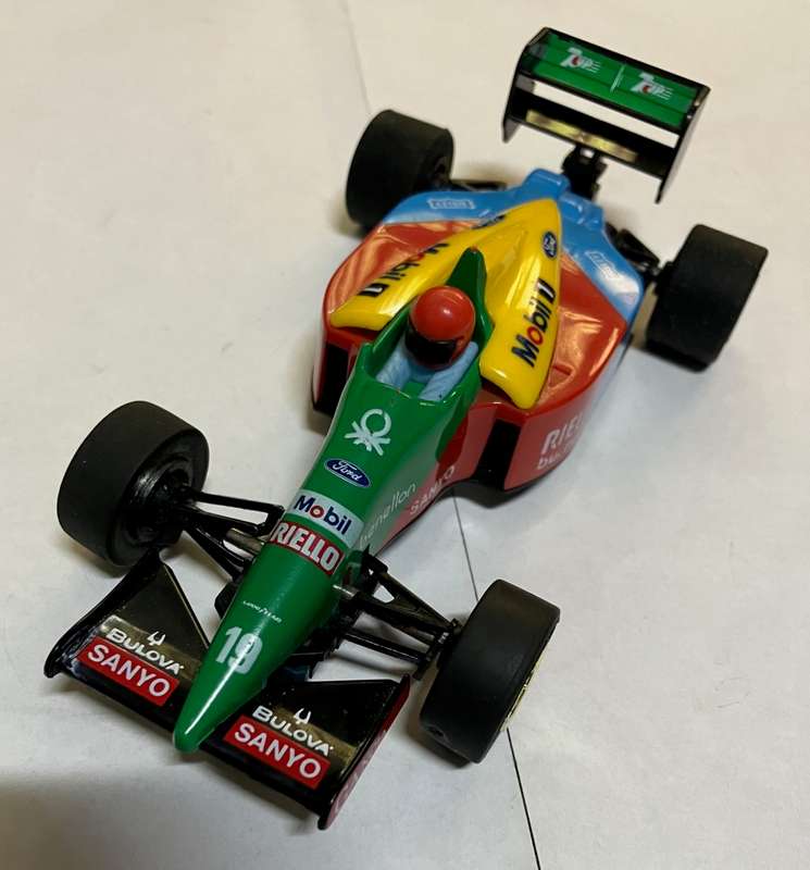 ScalextricBenetton F1 - Multi-colour