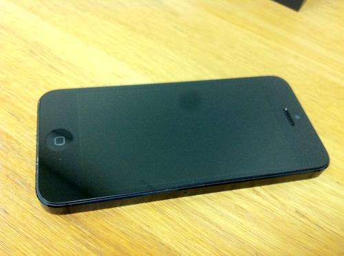 iPhone 5 Black - Water damage - Free Delivery!