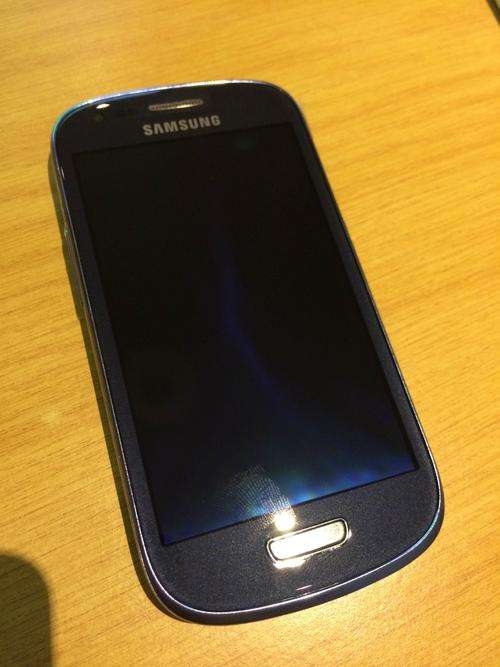 Samsung Galaxy S3 Mini 8GB - Blue - Free Courier Delivery.