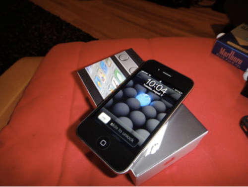iPhone 4!! 32GB - Mint Condition - One of the first in SA!