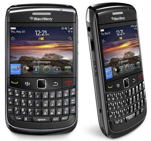 Blackberry 9780 - 1 month old! - Local Stock, in the box with warranty