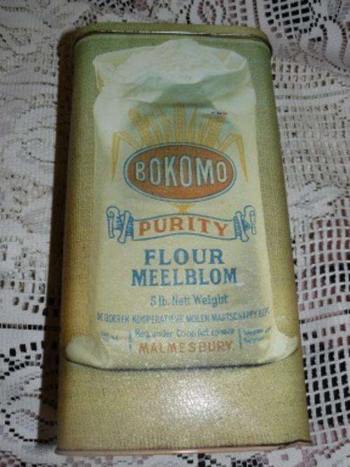 *****BOKOMO FLOUR/MEELBLOM 5LB COLLECTABLE TIN, MALMESBURY, ADD TO YOUR COLLECTION!!