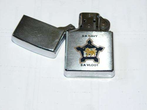 *COLLECTORS - CRAZY R1 NR!! VINTAGE SA VLOOT / SA NAVY GENUINE ZIPPO LIGHTER MADE IN ZIPPO (R) USA!