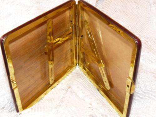 **COLLECTABLE VINTAGE?RETRO CIGARETTE LEATHER? EXTERIOR & WOOD?INTERIOR CIGARETTE CASE - PATENT!****