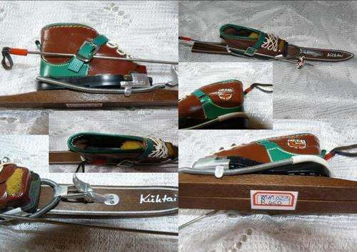 This is IN MY OPINION the COOLEST little "thingemagic ornament ski I've come across in years!!**