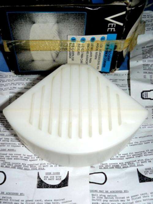 ****VEE - GLO-LIGHT FOR INTERIOR CORNERS***** BOXED