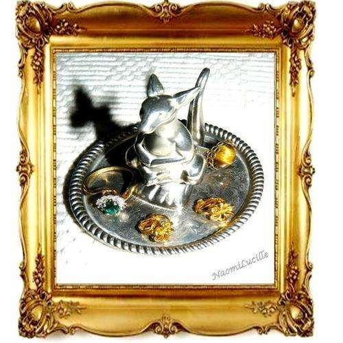 ****PRETTY KANGAROO AND BABY: SOLID METAL SILVER PLATED RING HOLDER / ORNAMENT****