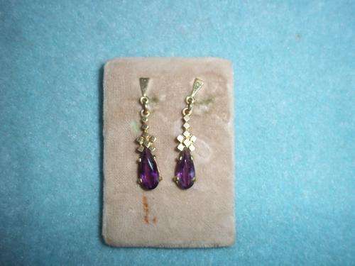Gold & amethyst drop earrings