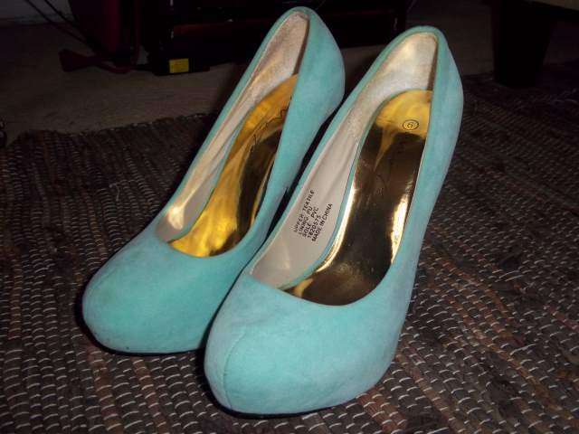 Turquoise Pumps
