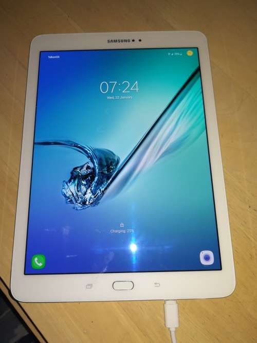 Samsung Galaxy Tab S2 SMT-815 Hardly used.