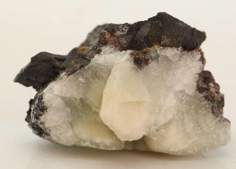 Brucite Cluster, Wessels Mine, Northern Cape, South Africa
