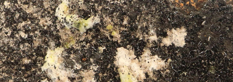 Ettringite on Gaudefroyite on Matrix, N`Chwaning II, Northern Cape, South Africa