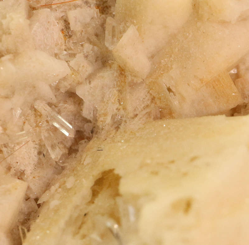 Quartz on Dolomite, Gobobosebberge Mnt, Namibia