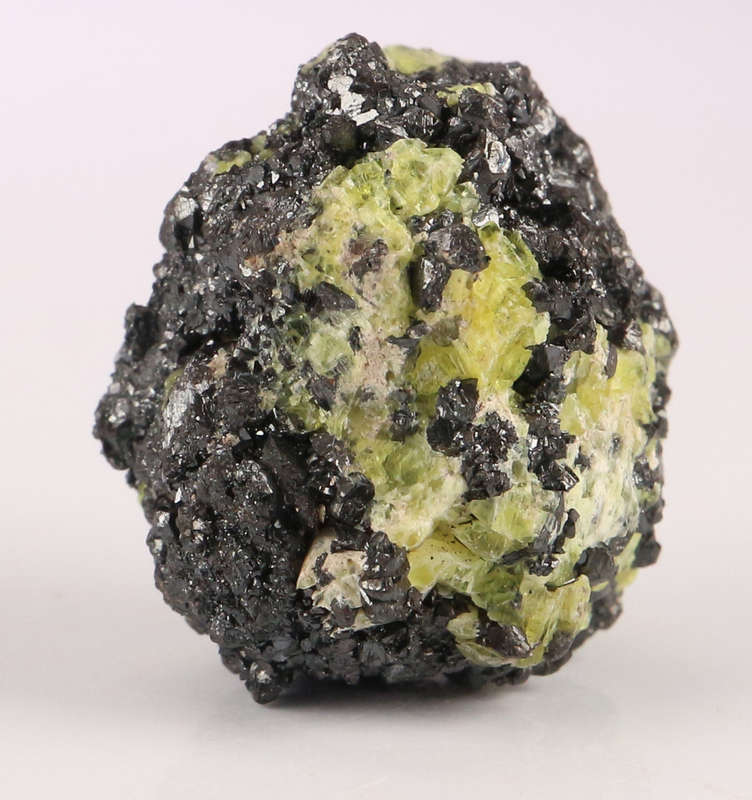 Hematite on Ettringite, N`Chwaning II, Northern Cape, South Africa