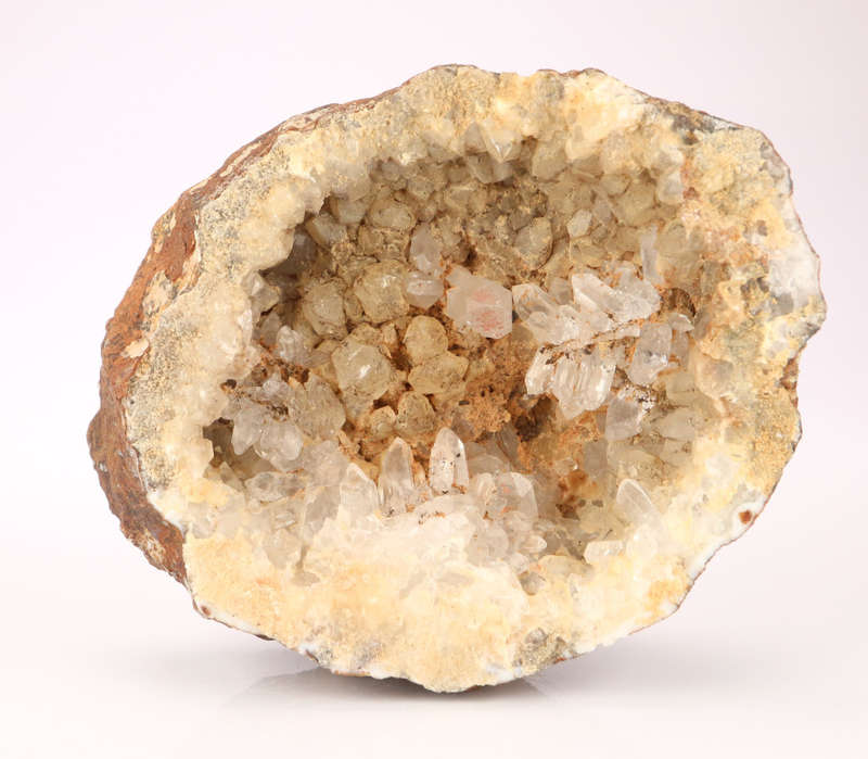 Quartz in Geodo, Gobobosebberge Mnt, Namibia
