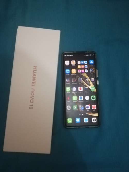 HUAWEI nova 10