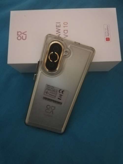 HUAWEI nova 10