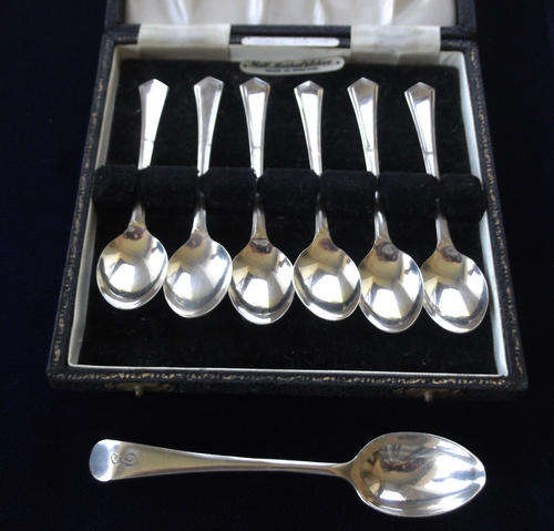 Silver tea spoons