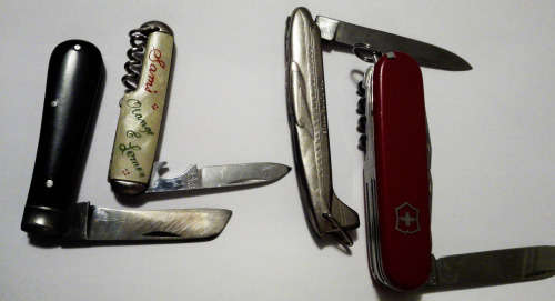 COLLECTION OF VINTAGE POCKET KNIVES.