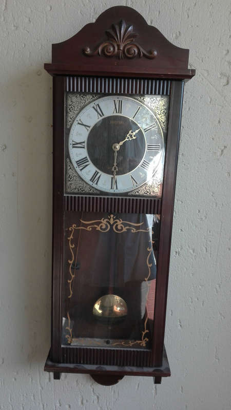 WALL CLOCK..RHYTHM.