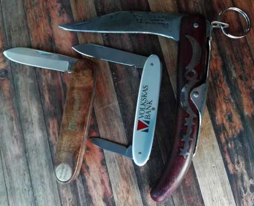 J ROGERS ETC POCKET KNIVES.