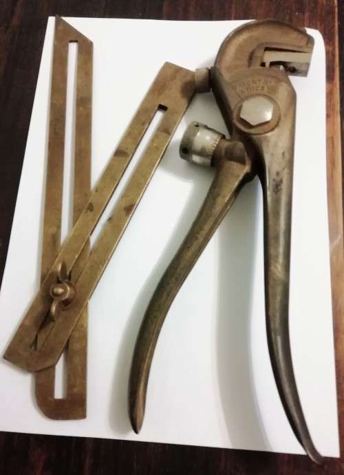 ECLIPSE CIRCULAR SAW SETTING TOOL,No 79, AND RIGHT ANGLE TOOL.
