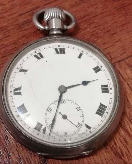 SILVER POCKET WATCH. SWISS MADE. ENGLISH CASE.