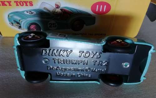 AWESOME COLLECTIBLE TOYS. 10 ITEMS.