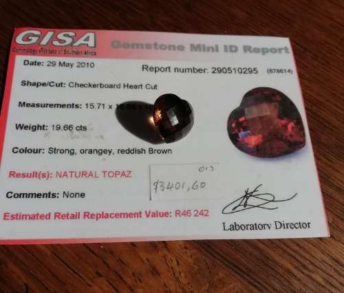 BEAUTIFUL LARGE NATURAL TOPAZ GEM STONE. CERTIFICATED.