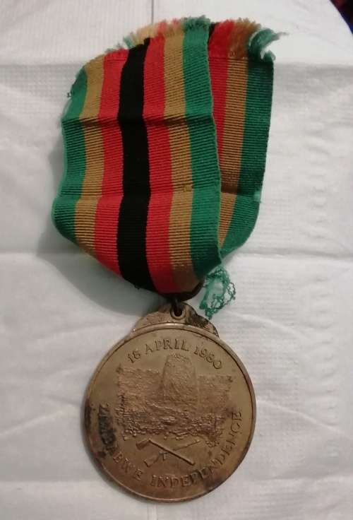 1980 ZIMBABWE INDEPENDENCE MEDAL.