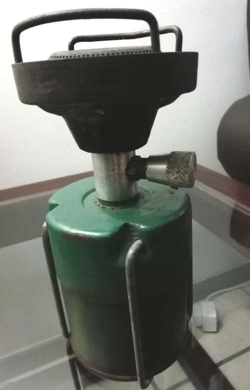 RHODESIAN ARMY FIELD GAS STOVE.