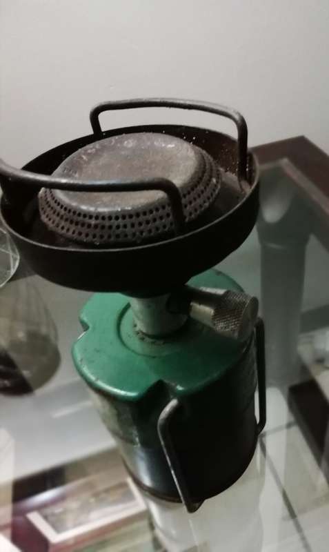RHODESIAN ARMY FIELD GAS STOVE.