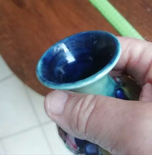 AWESOME ANTIQUE MOORCROFTS VASE.
