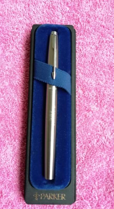VINTAGE PARKER FOUNTAIN PEN, GOLD 14 CT NIB.