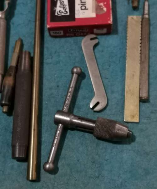 COLLECTION OF WATCH MAKER`S TOOLS.