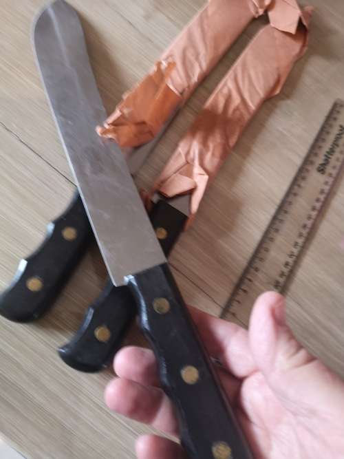 AWESOME CARVING KNIFE.. MUNDIAL.