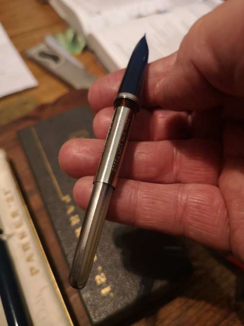 PARKER 21 FOUNTAIN PEN AND BALLPOINT PEN SET. SEE DESCRIPTION.
