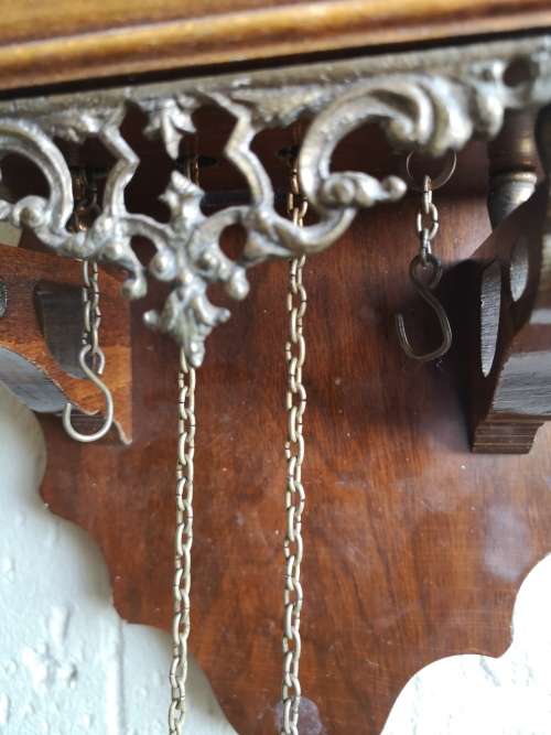 AWESOME VALUABLE DUTCH CLOCK. RETAIL R5000.