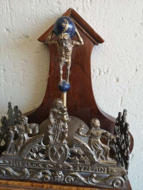 AWESOME VALUABLE DUTCH CLOCK. RETAIL R5000.