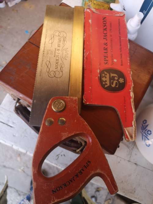 VINTAGE TOOL. SPEAR AND JACKSON TENNON SAW. 10 `.