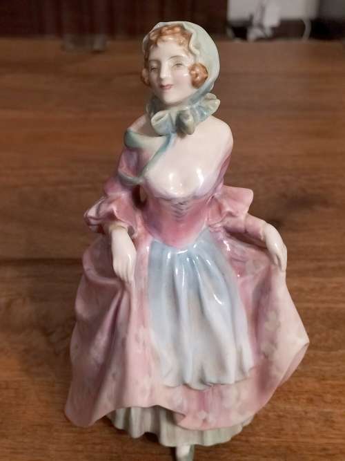 RARE ROYAL DOULTON FIGURINE. SUZETTE.