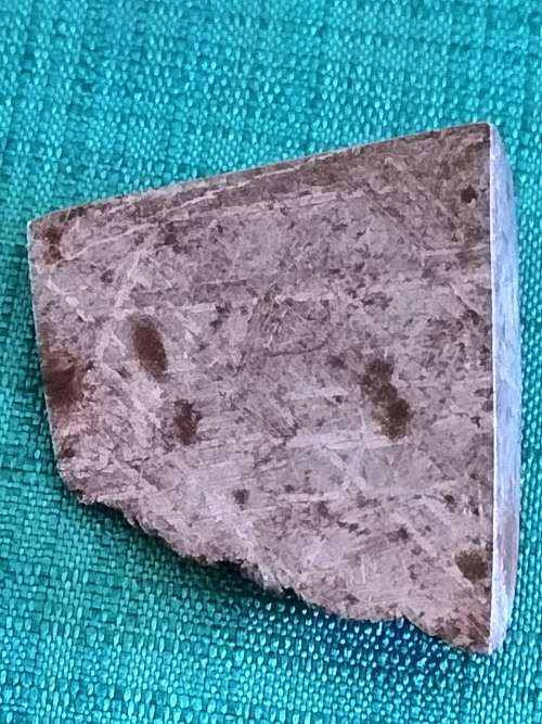 EXTREMELY RARE METEORITE. OFFCUT.