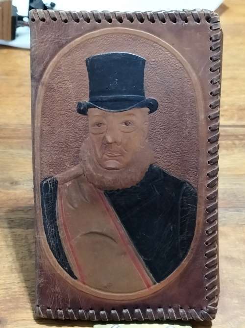 VINTAGE LEATHER WALLET. OSSEWA BRANDWAG RELATED.