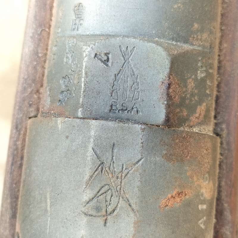 BARN FIND. DE-ACTIVATED .303, AND MARTINI HENRY.