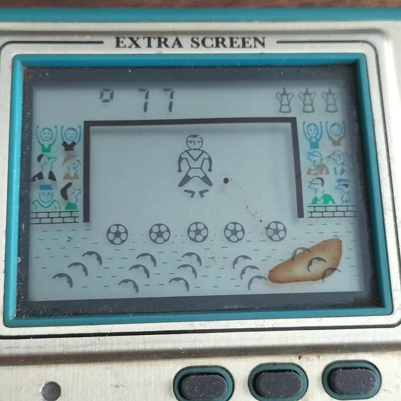 VINTAGE `GOALKEEPER` GAME.