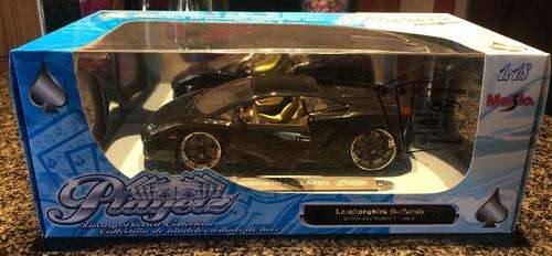 LAMBORGHINI GALLARDO MODEL CAR SCALE 1:18