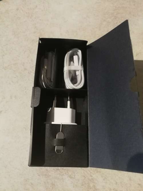 HUAWEI P8 LITE